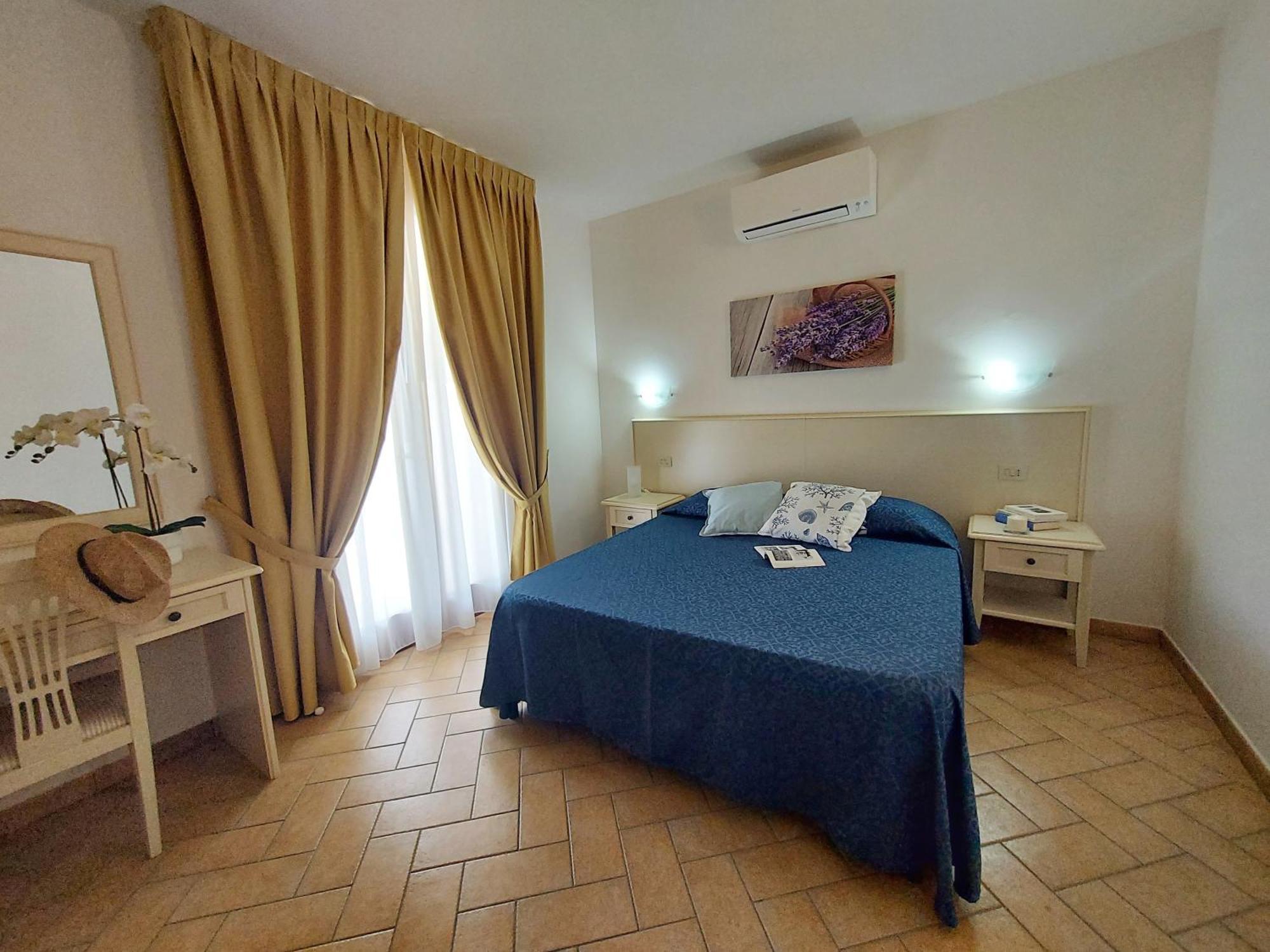 Lido Azzurro Residence Rta Capoliveri  Cameră foto